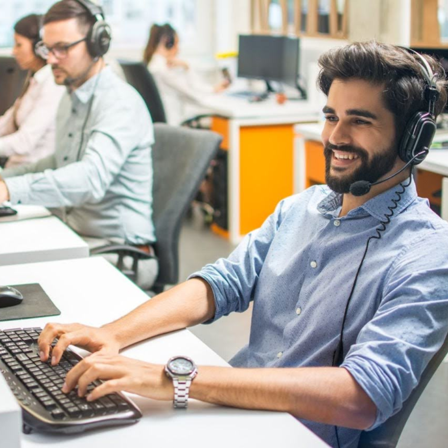 agent-computer-headset_rs