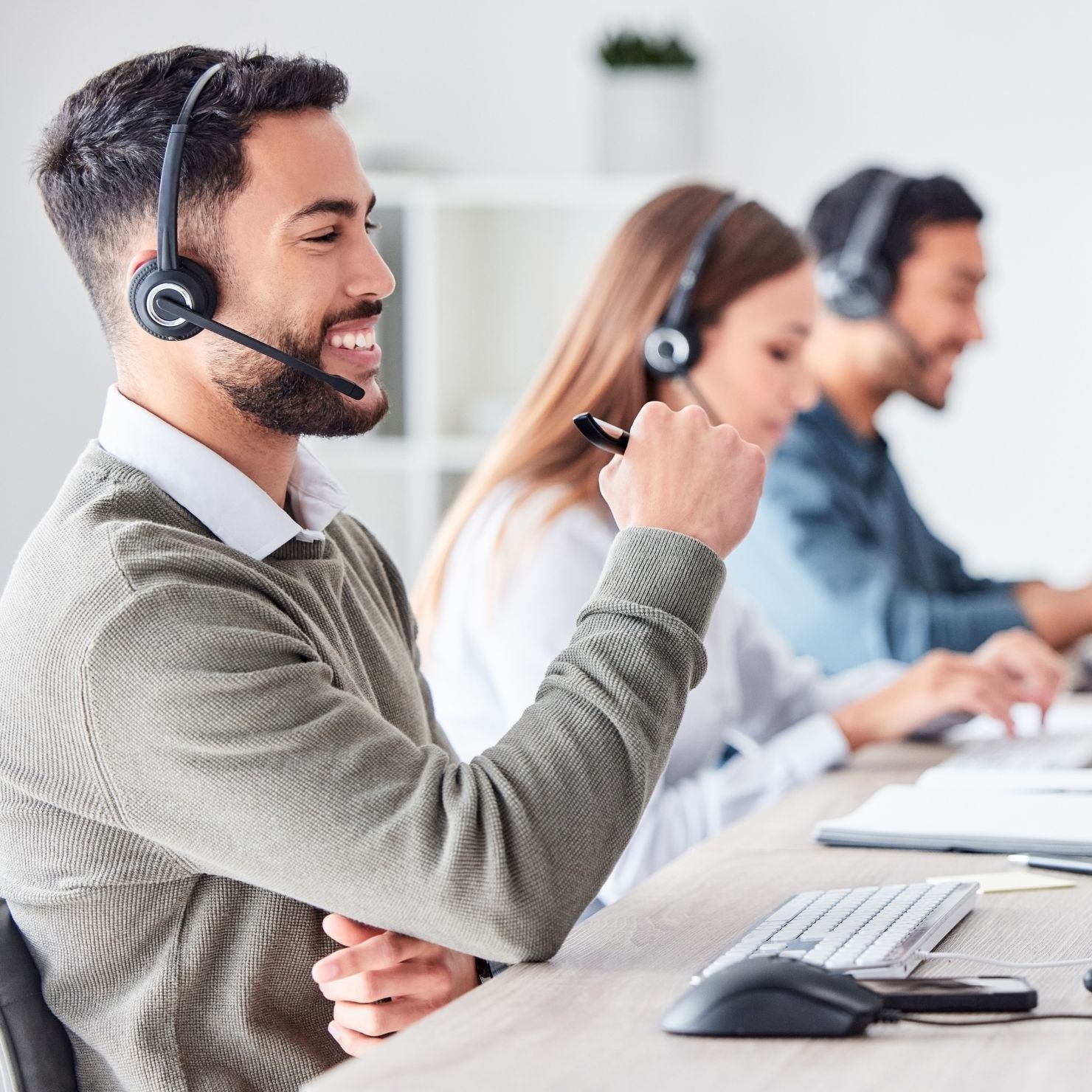 mann-computer-schauen_header