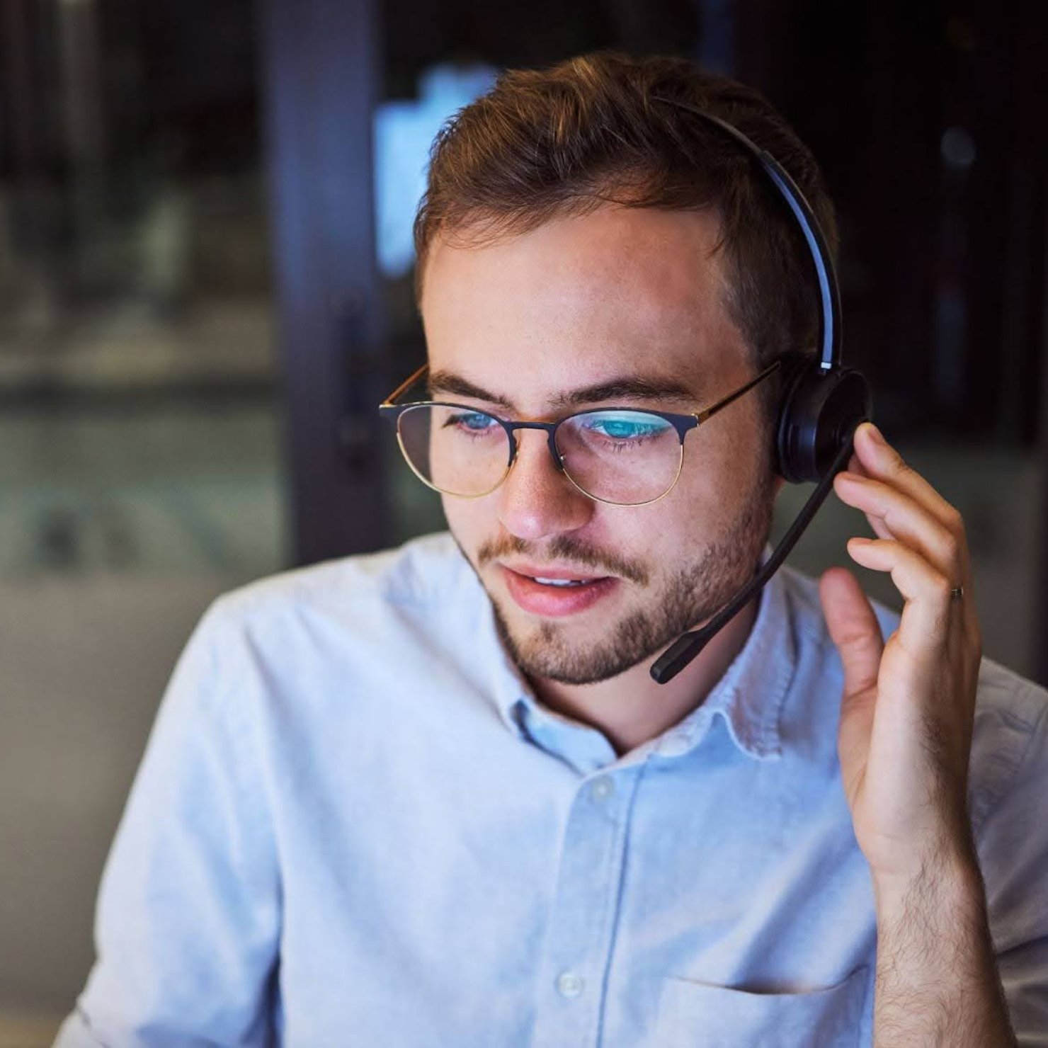 mann-headset-computer_header